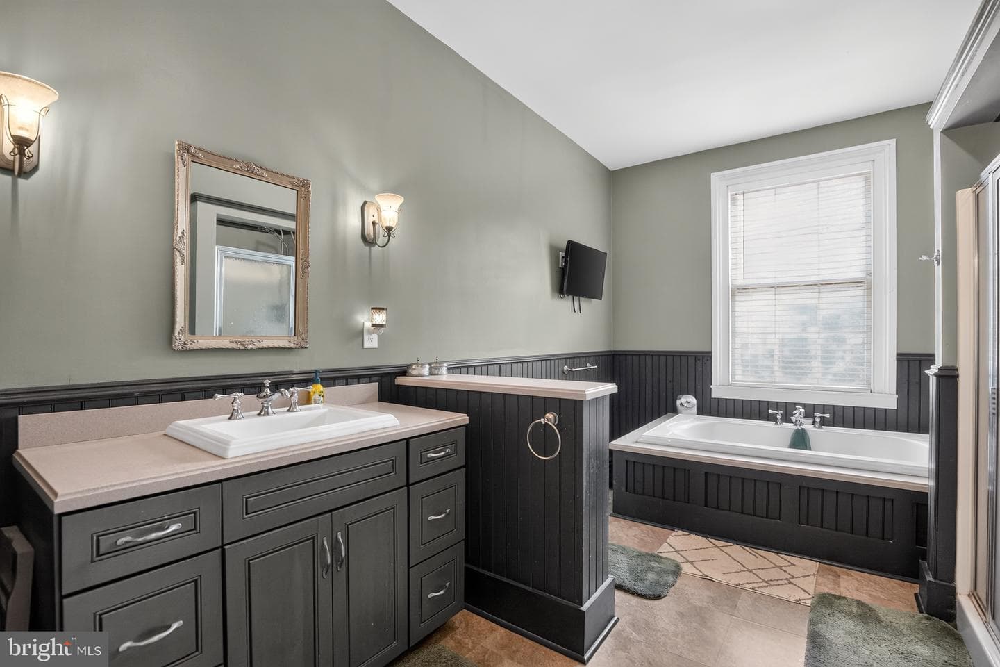 11450 Edge Hill Road photo 32