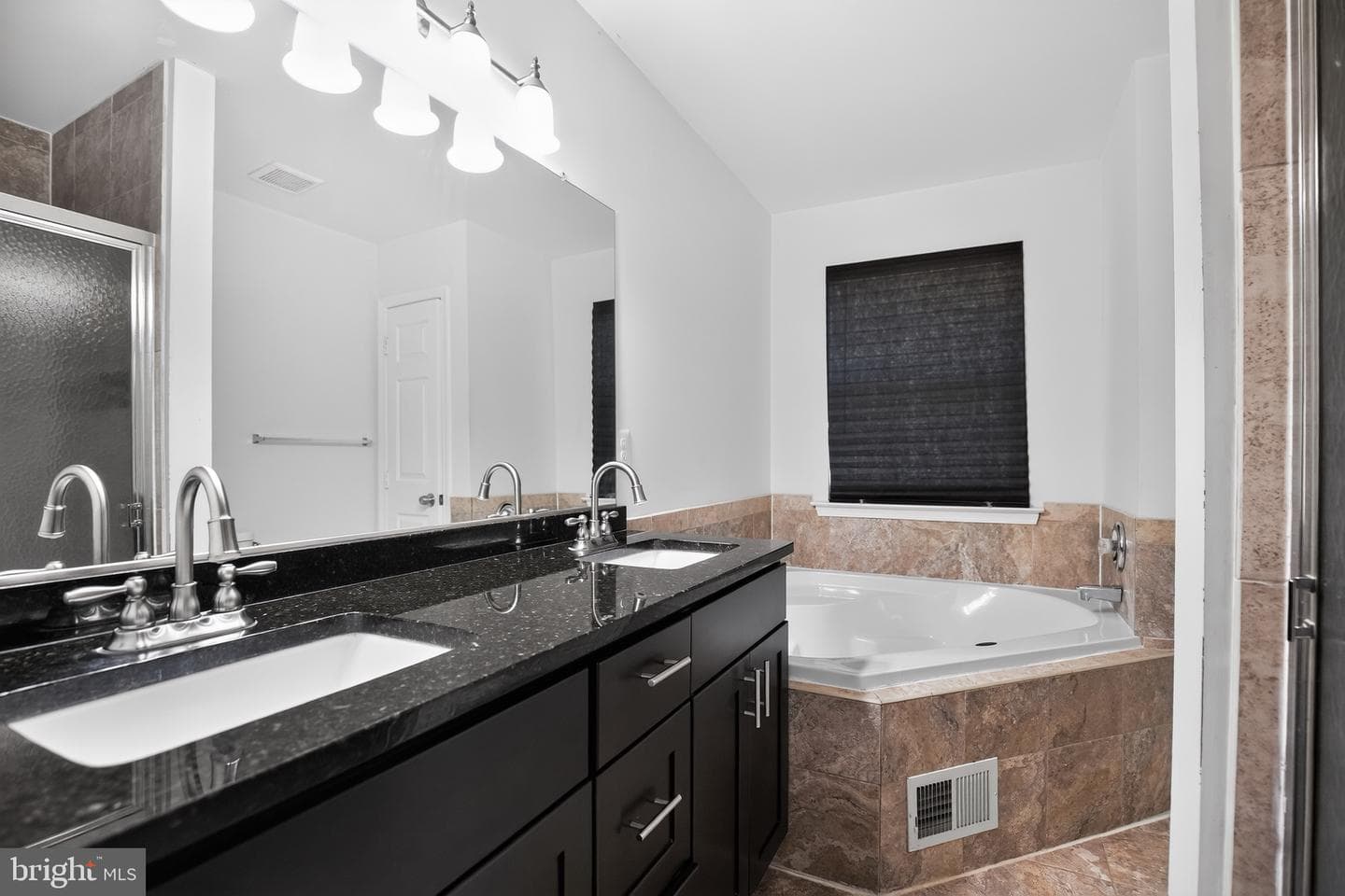 10608 Quillback Street photo 21