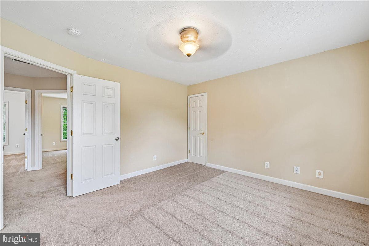 16956 Rivers Reach Lane photo 43
