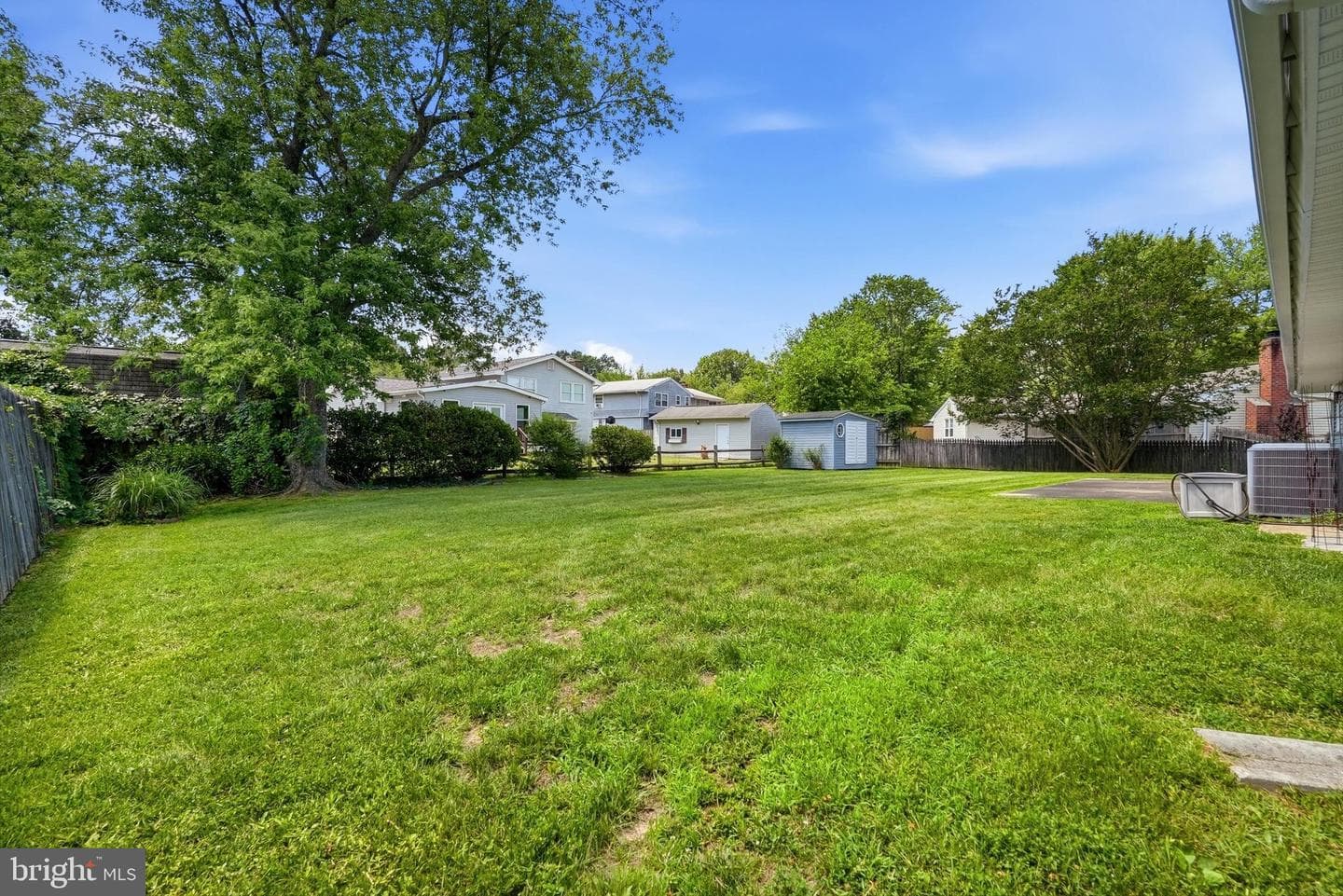 5509 Jeffrey Circle photo 33