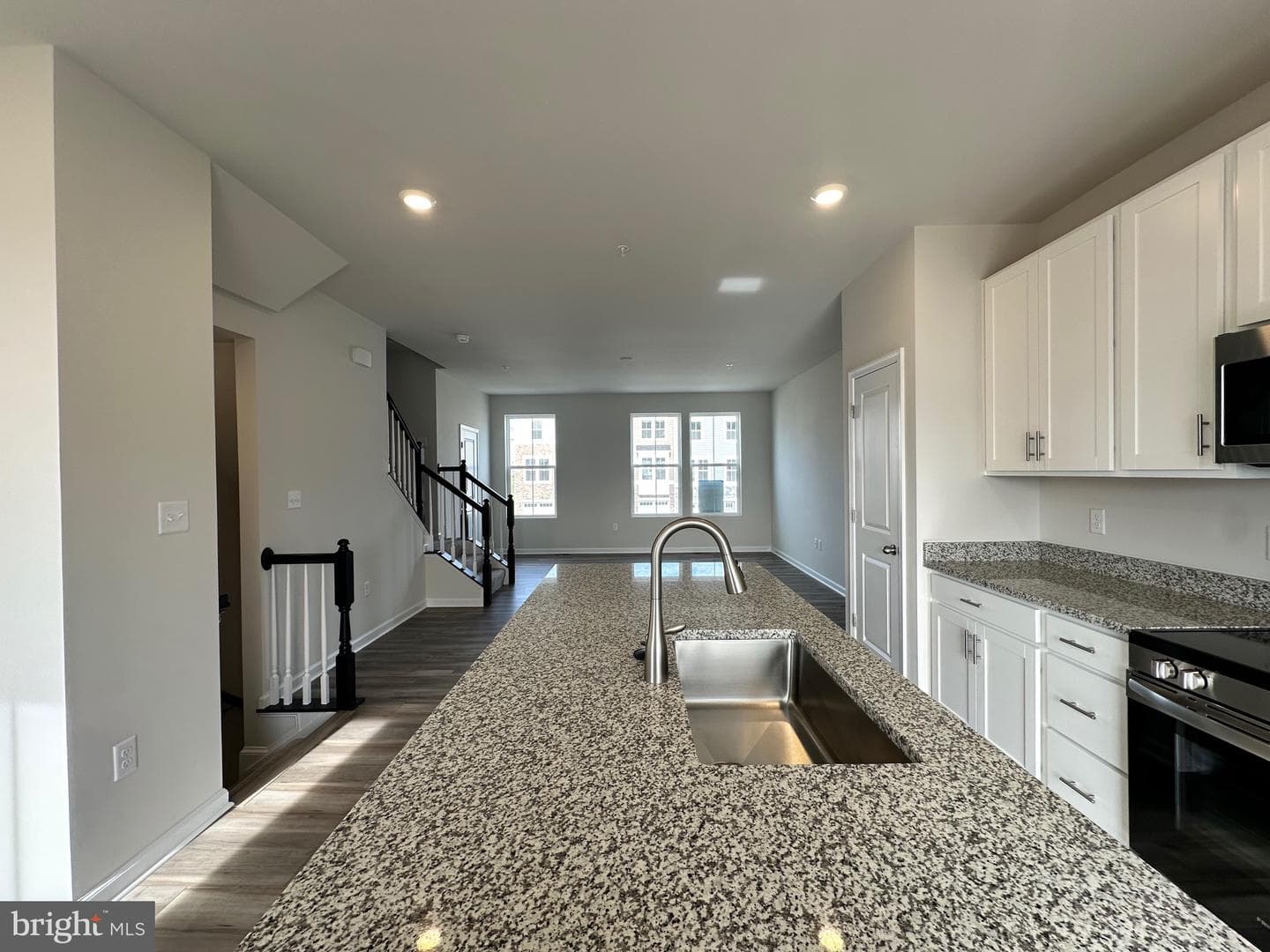 5528 Aberdeen Place photo 10