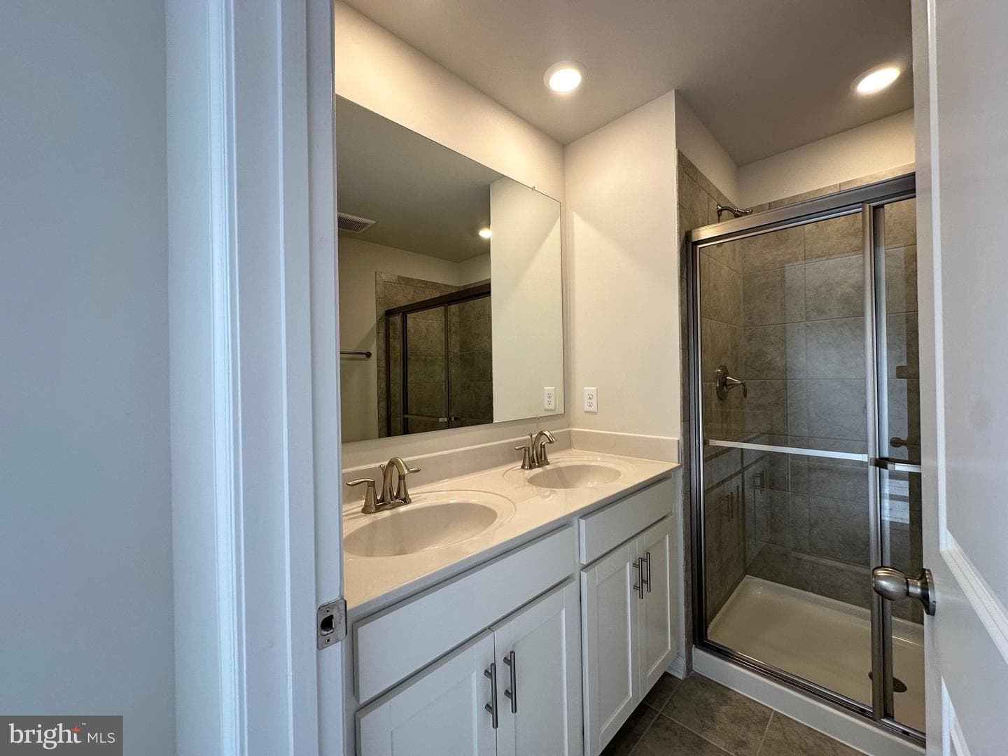 5528 Aberdeen Place photo 19