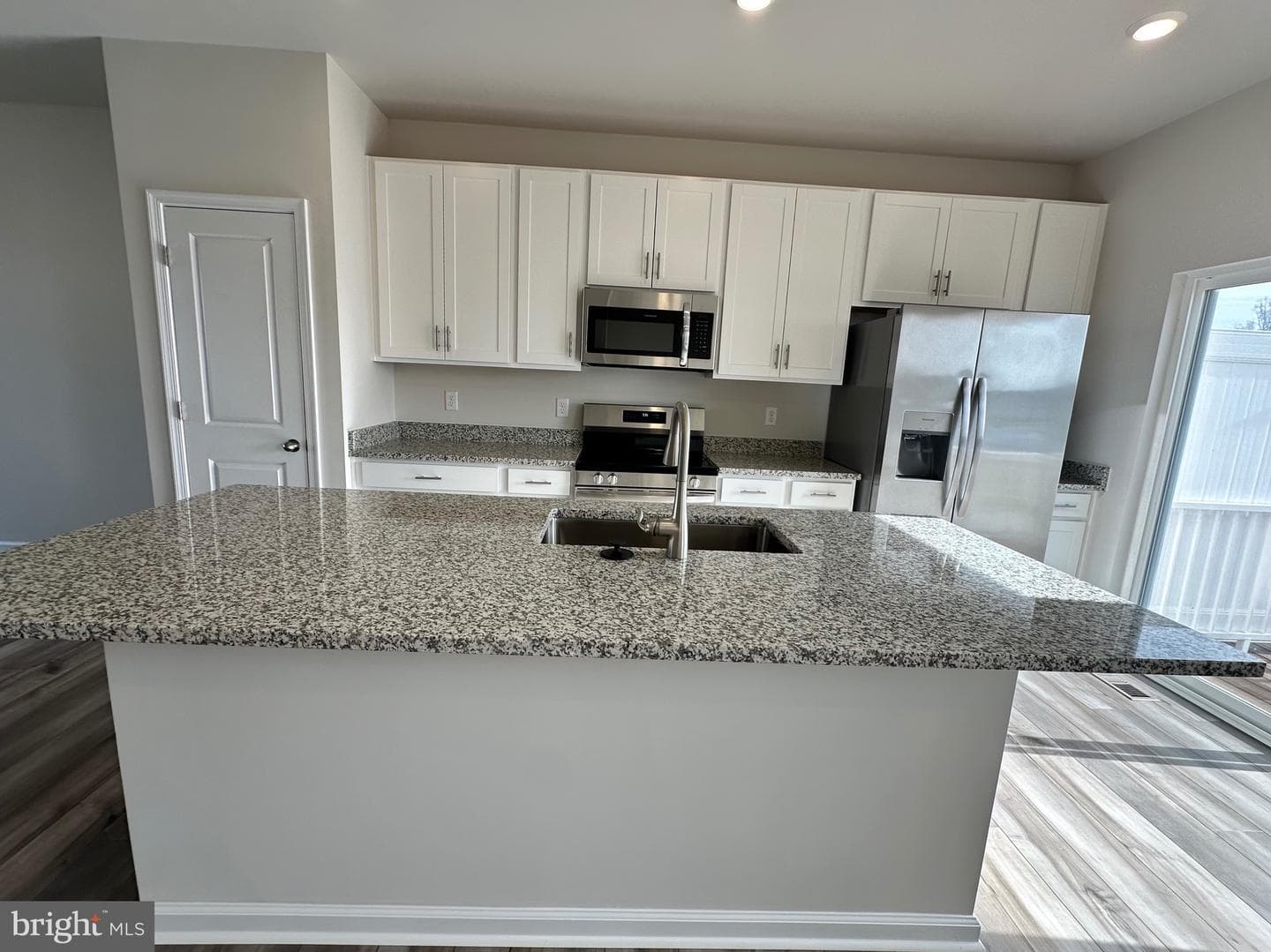 5528 Aberdeen Place photo 9