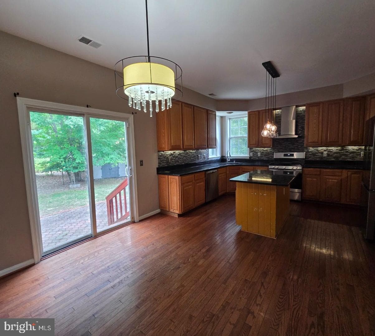 8264 Cheswolde Court photo 10