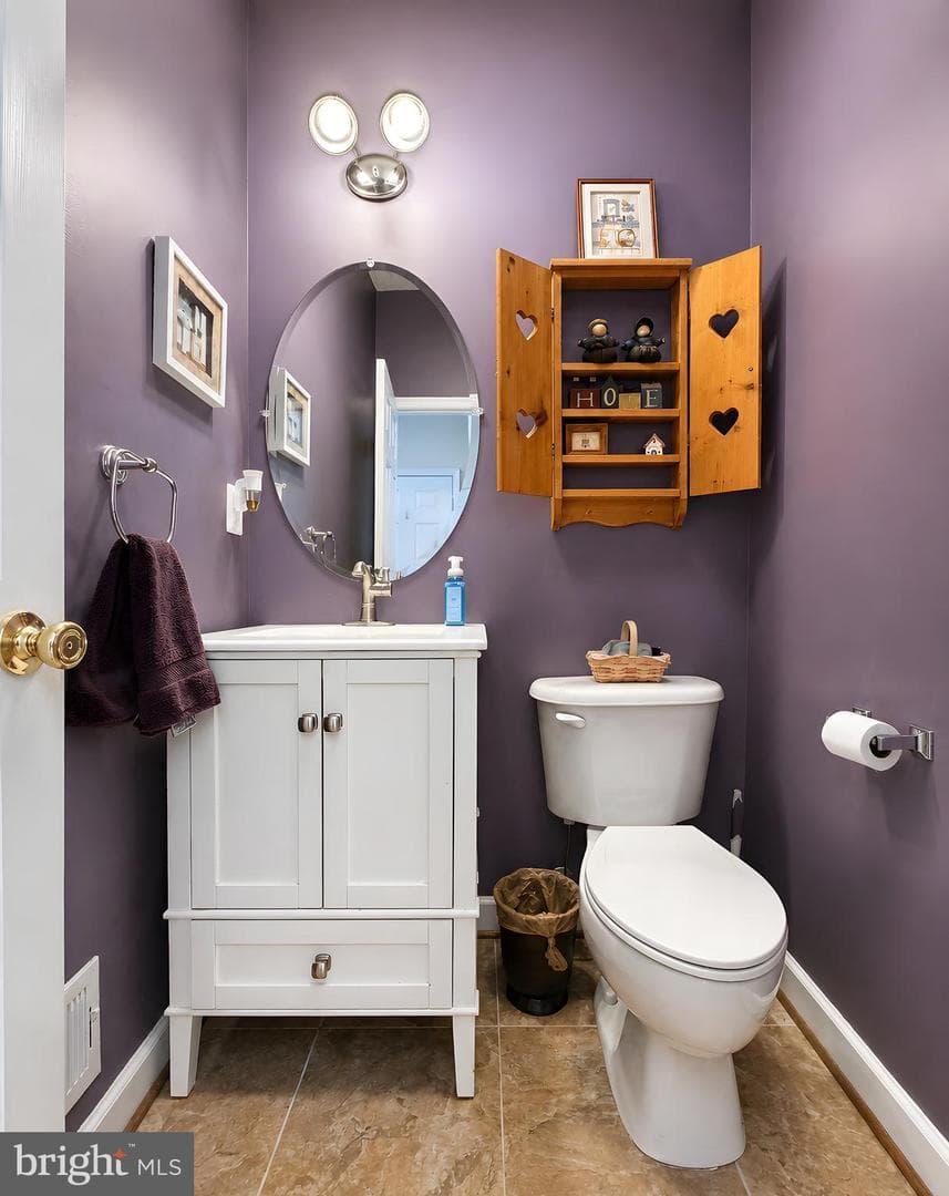 1002 Canterbury Lane photo 19