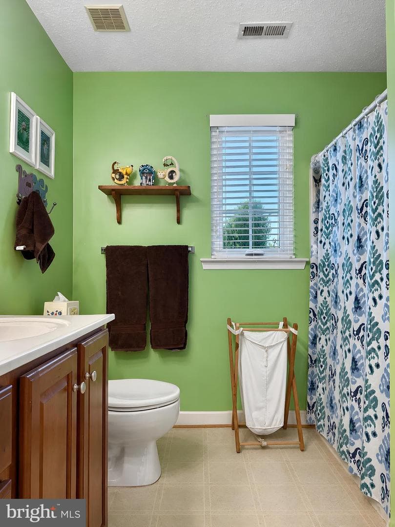 1002 Canterbury Lane photo 56