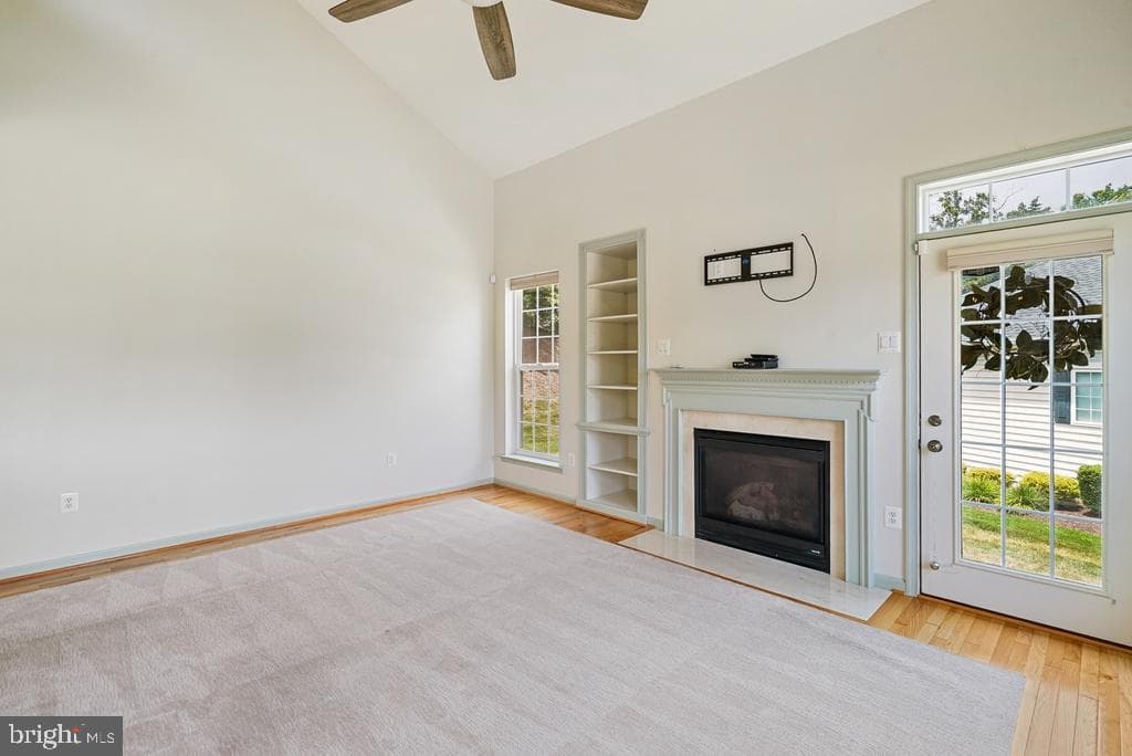 120 Hawthorne Greene Circle photo 7