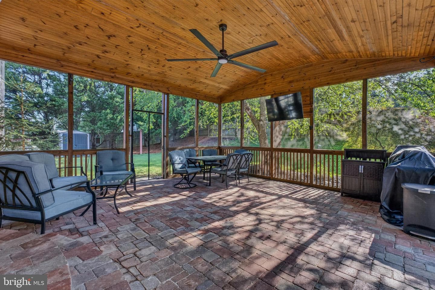 1034 Norfolk Drive photo 11