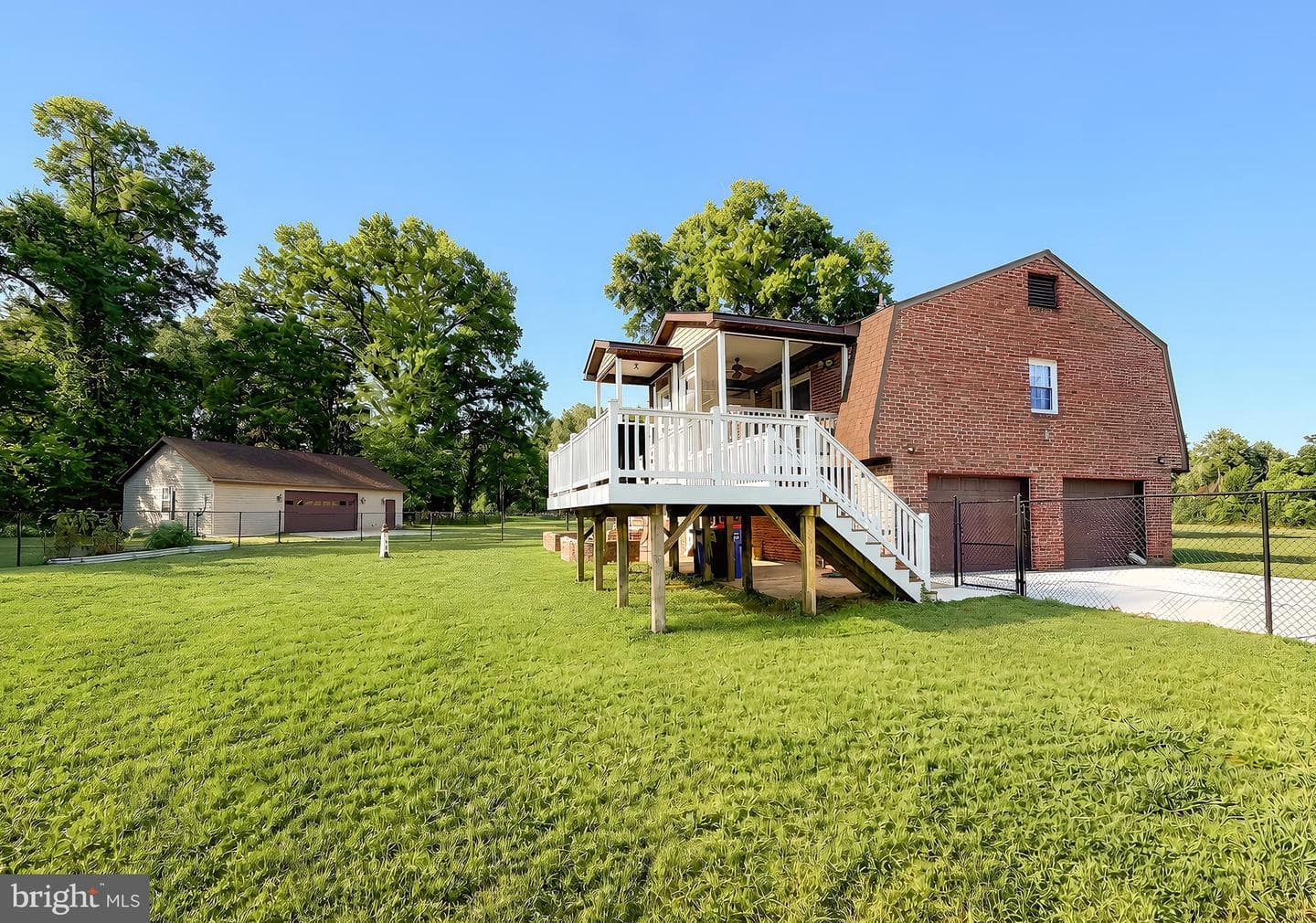 5935 River Road photo 22