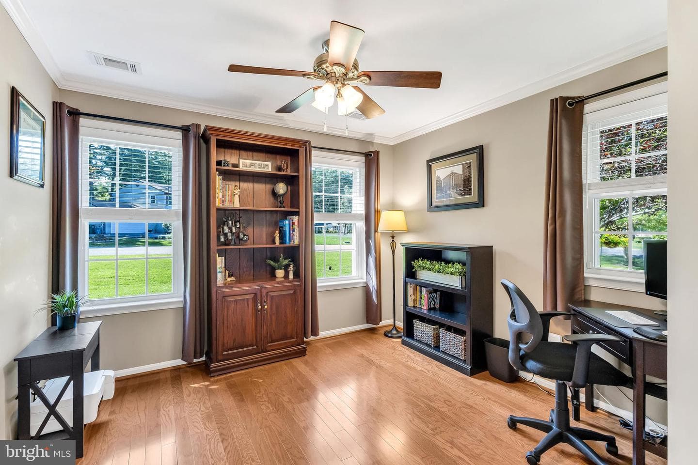 207 Persimmon Court photo 16