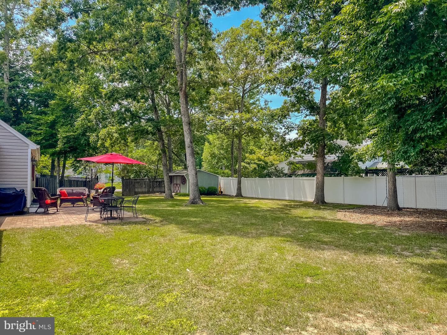 207 Persimmon Court photo 38