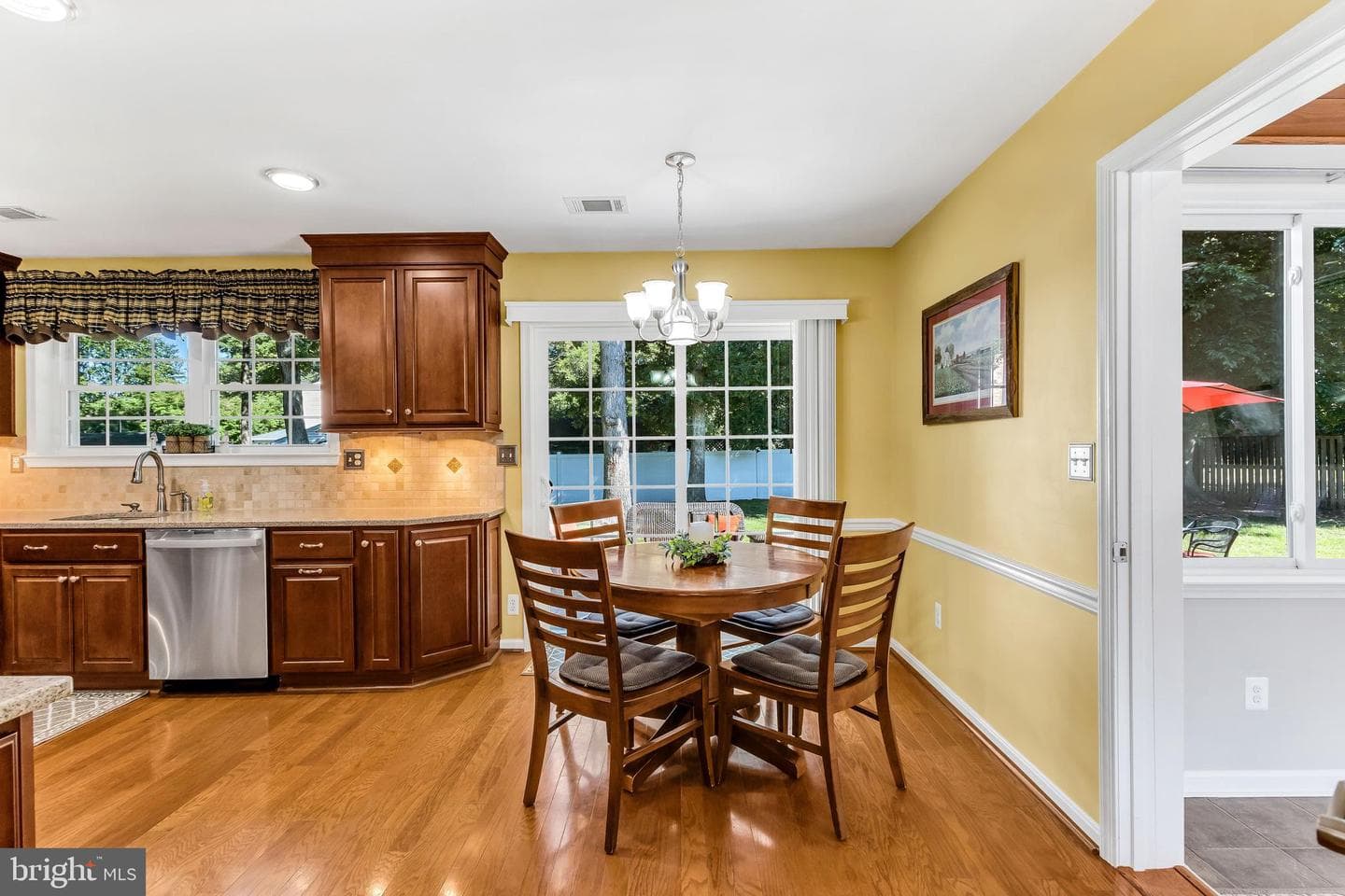 207 Persimmon Court photo 5