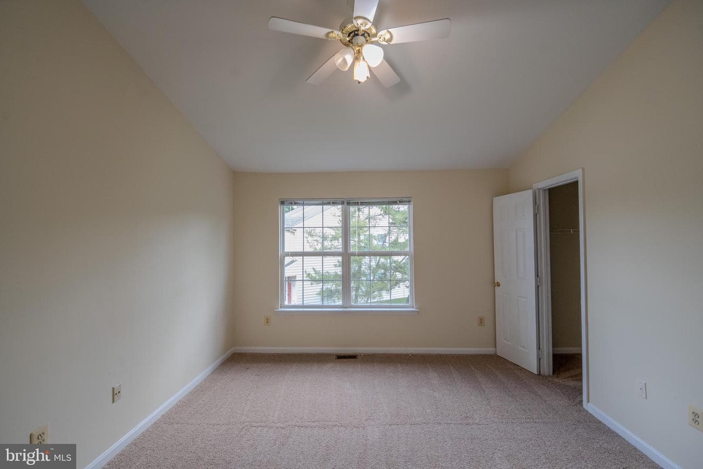 2607 Enterprise Place photo 12