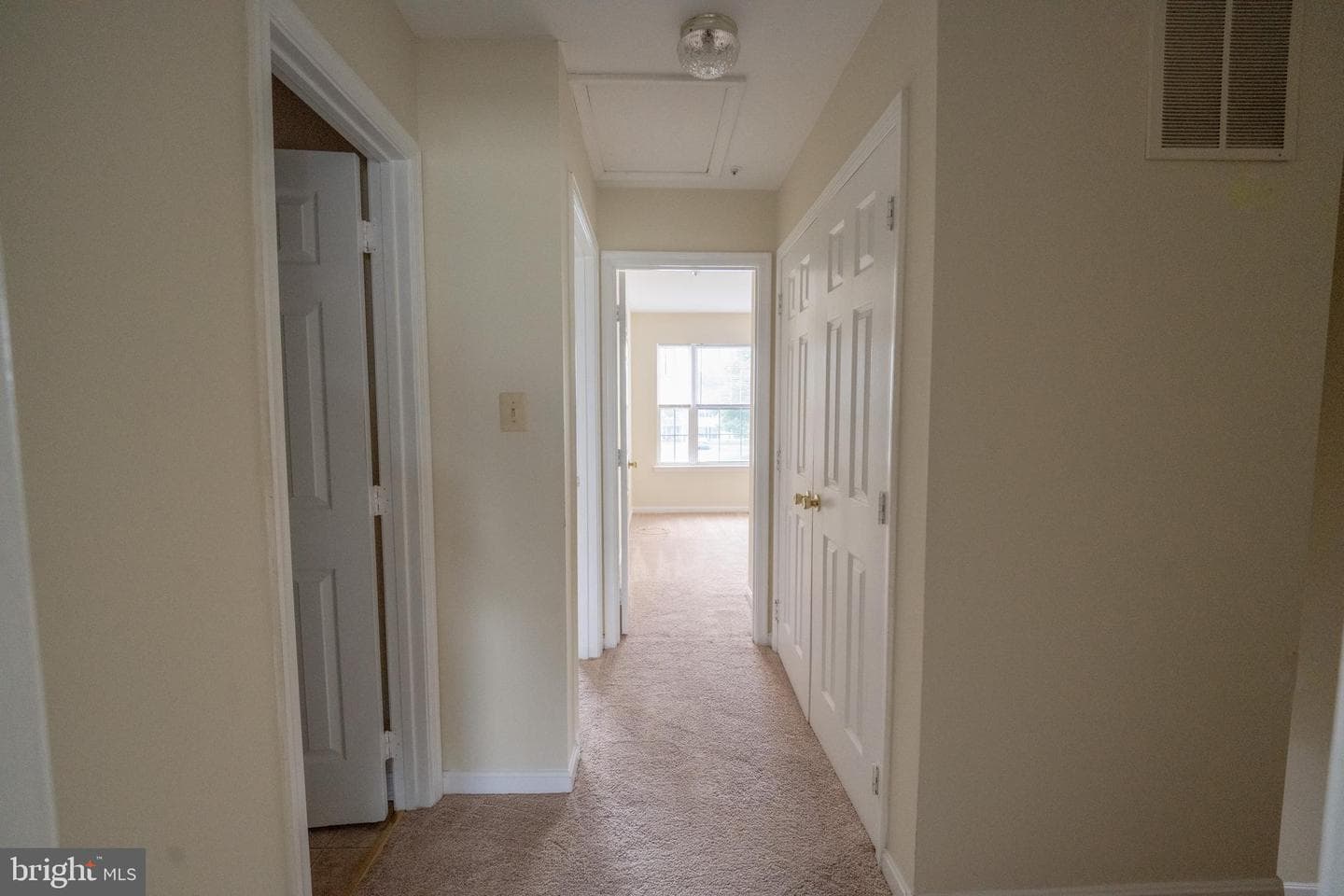2607 Enterprise Place photo 24