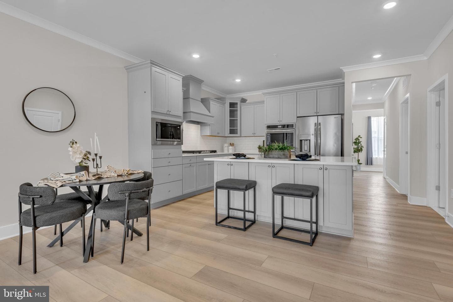10722 Great Lakes Pl, White Plains