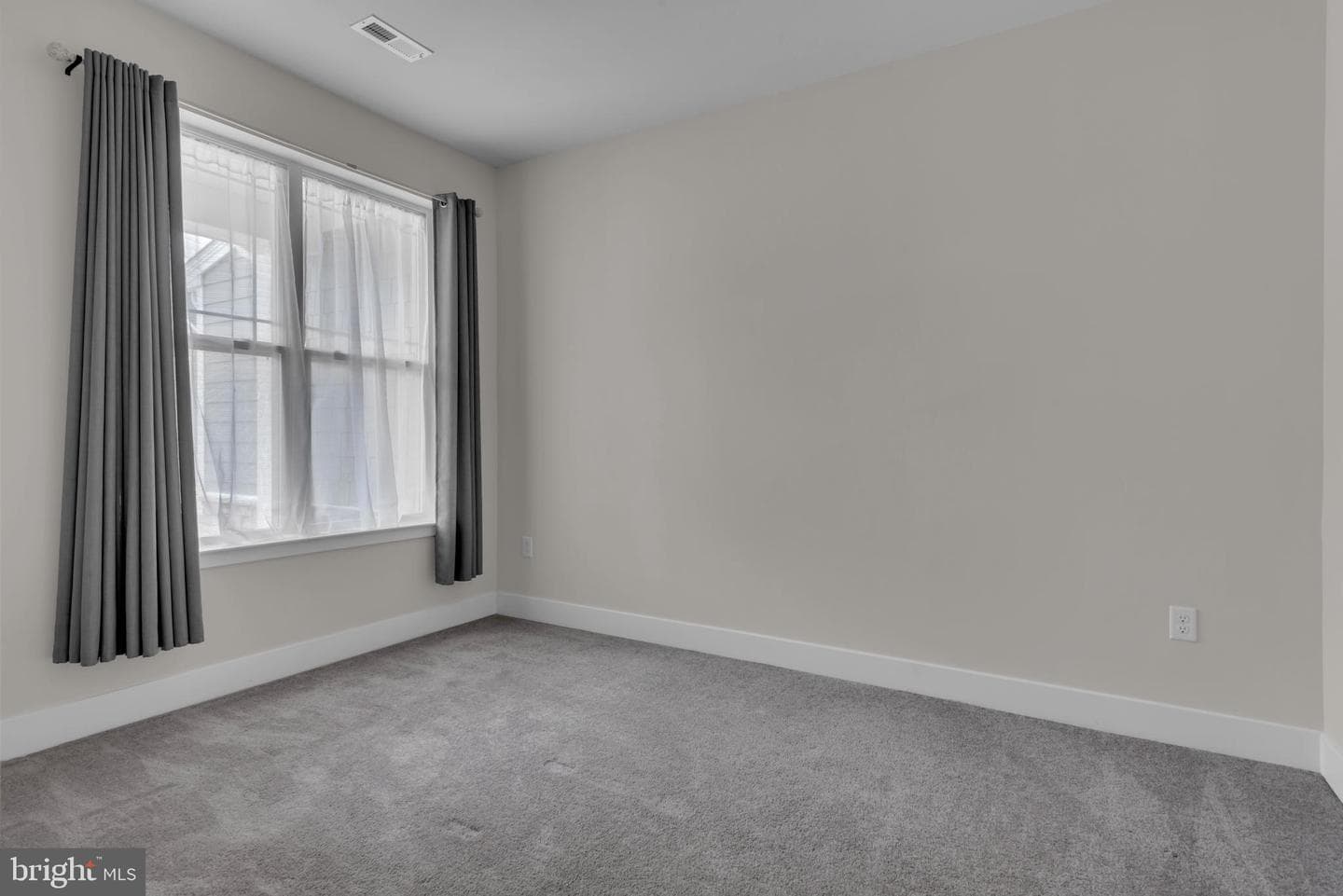 10722 Great Lakes Pl photo 21