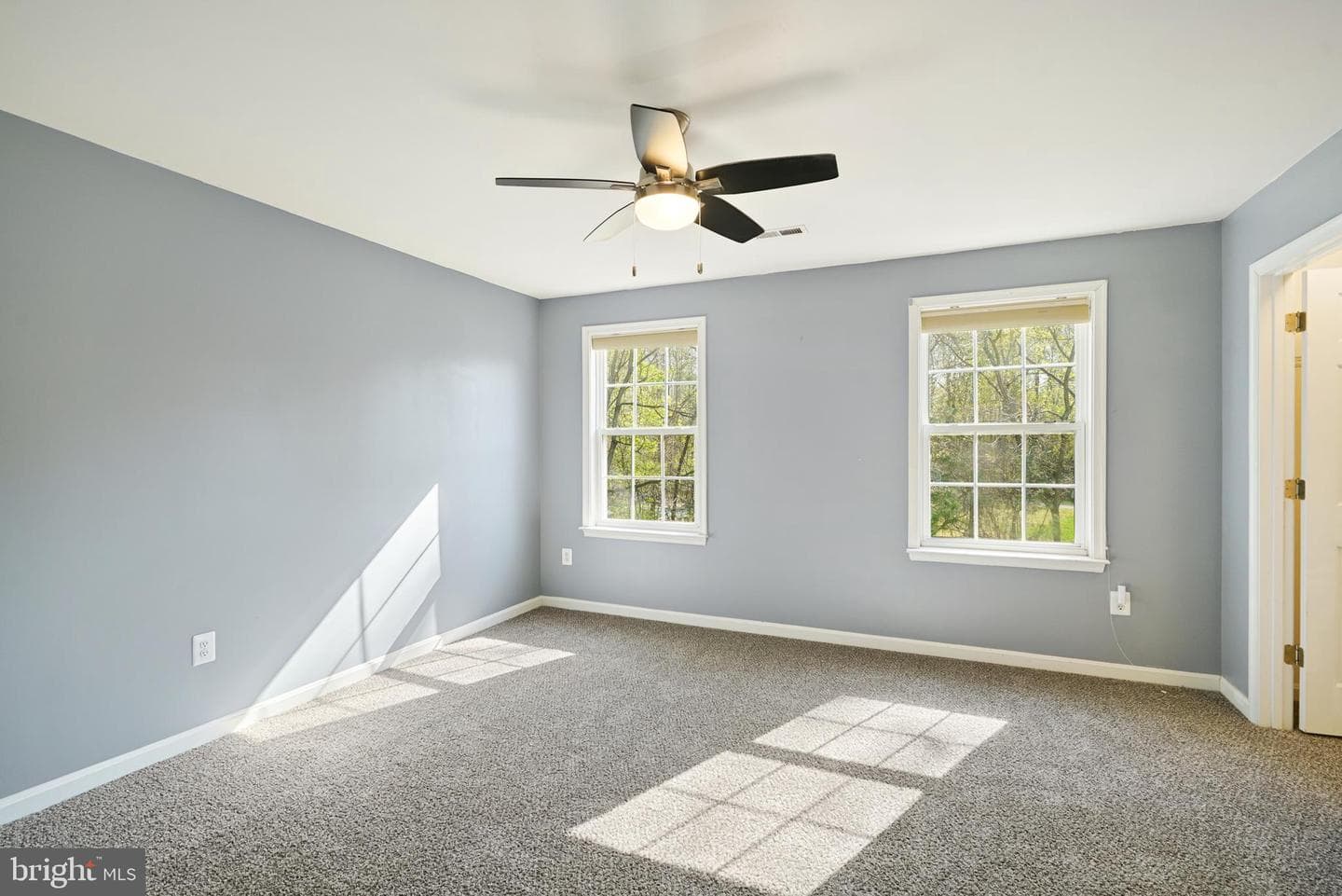 4900 Webfoot Court photo 21