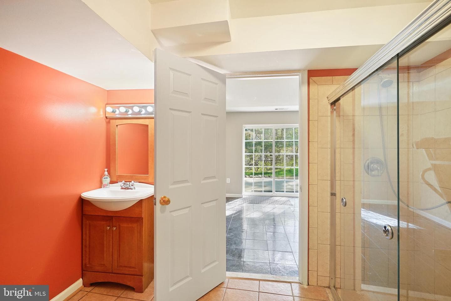 4900 Webfoot Court photo 30