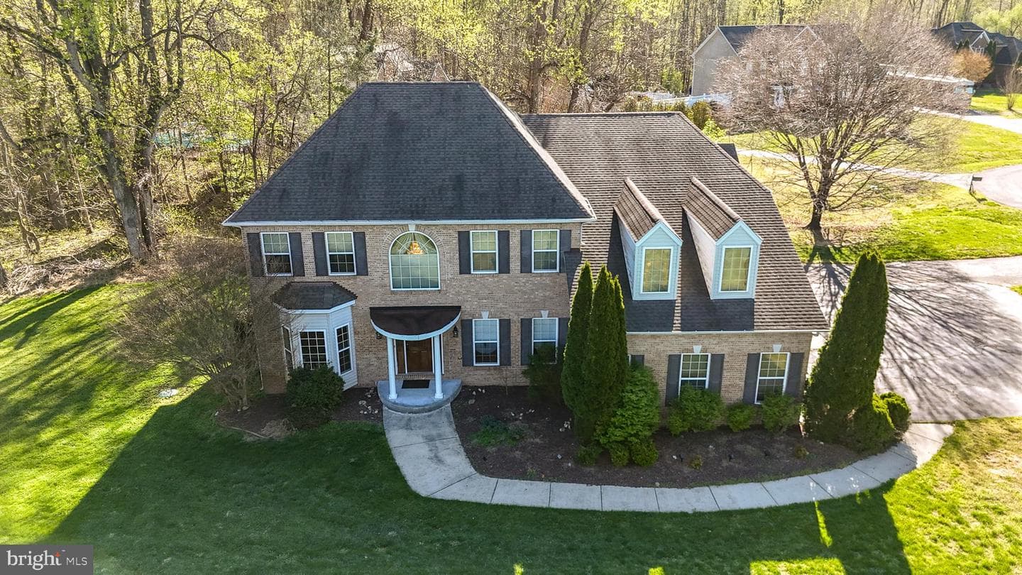 4900 Webfoot Court photo 47