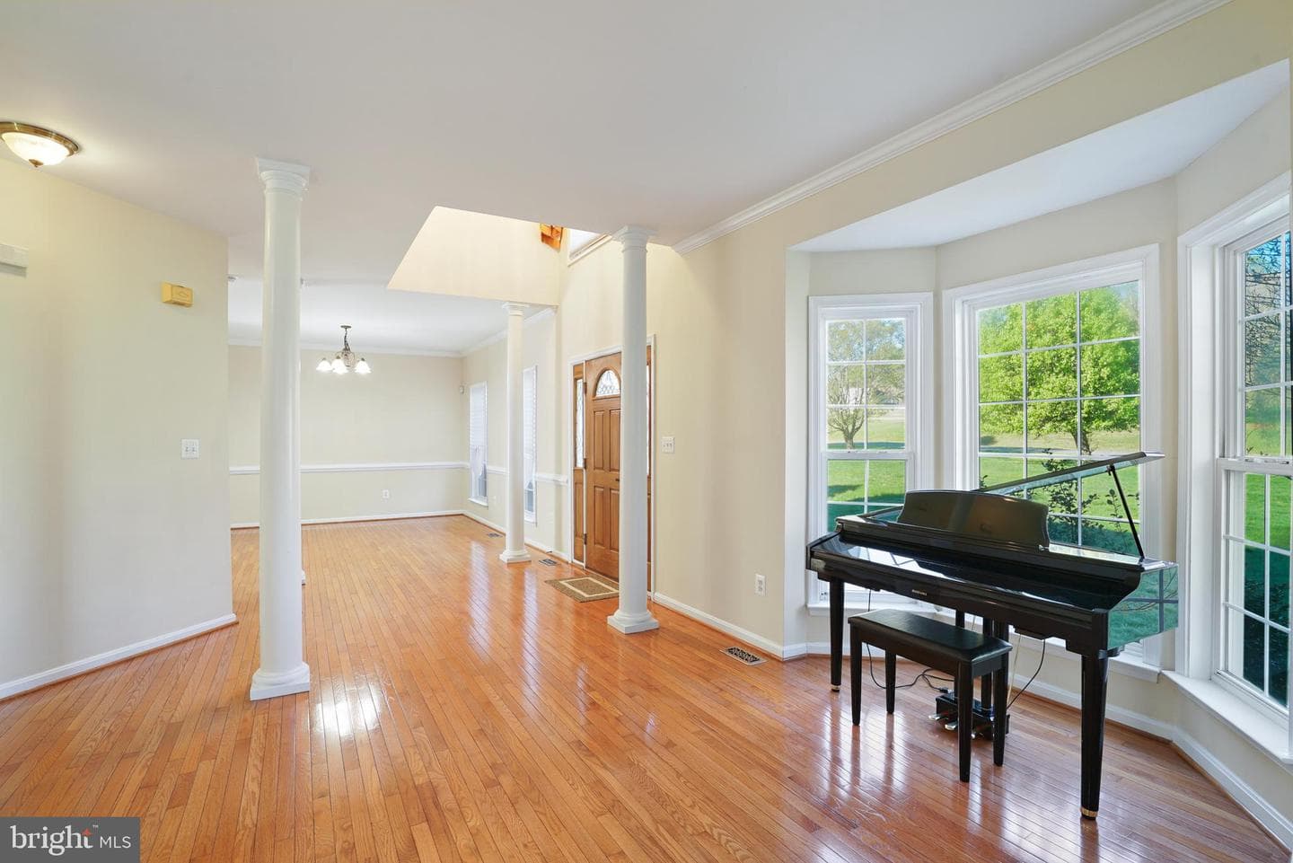 4900 Webfoot Court photo 8