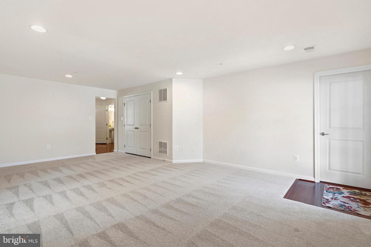 5418 Doubleday Lane photo 31