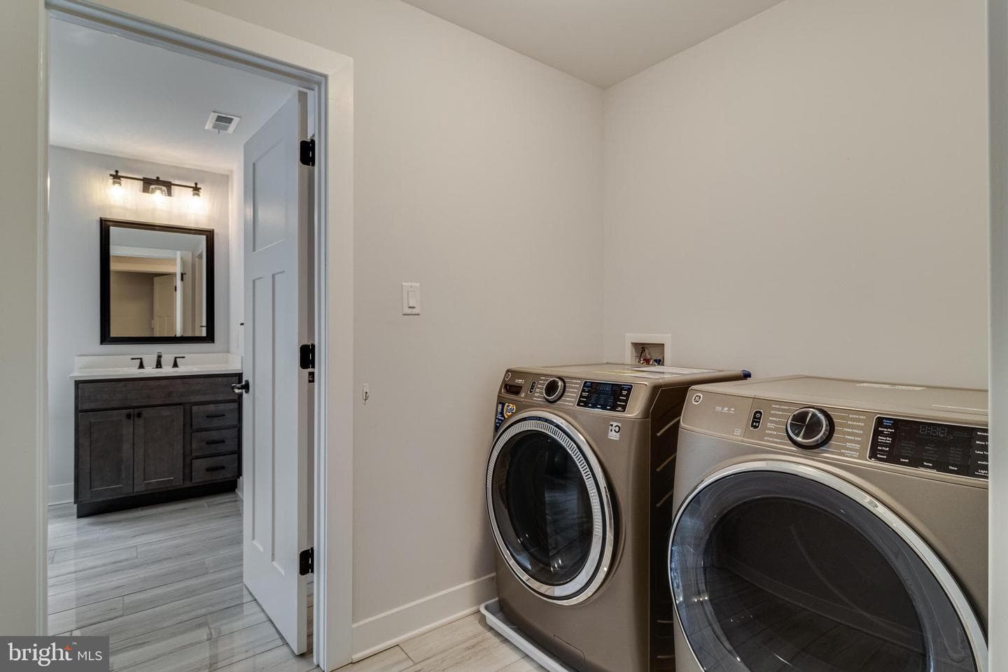 12127 Riverview Drive photo 43