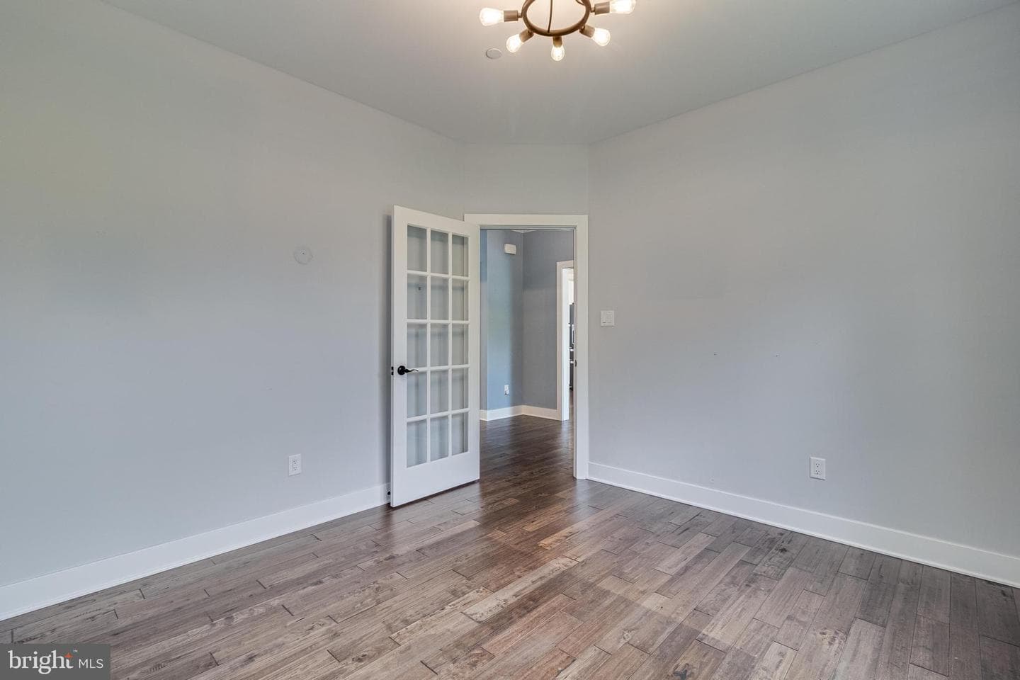 12127 Riverview Drive photo 8