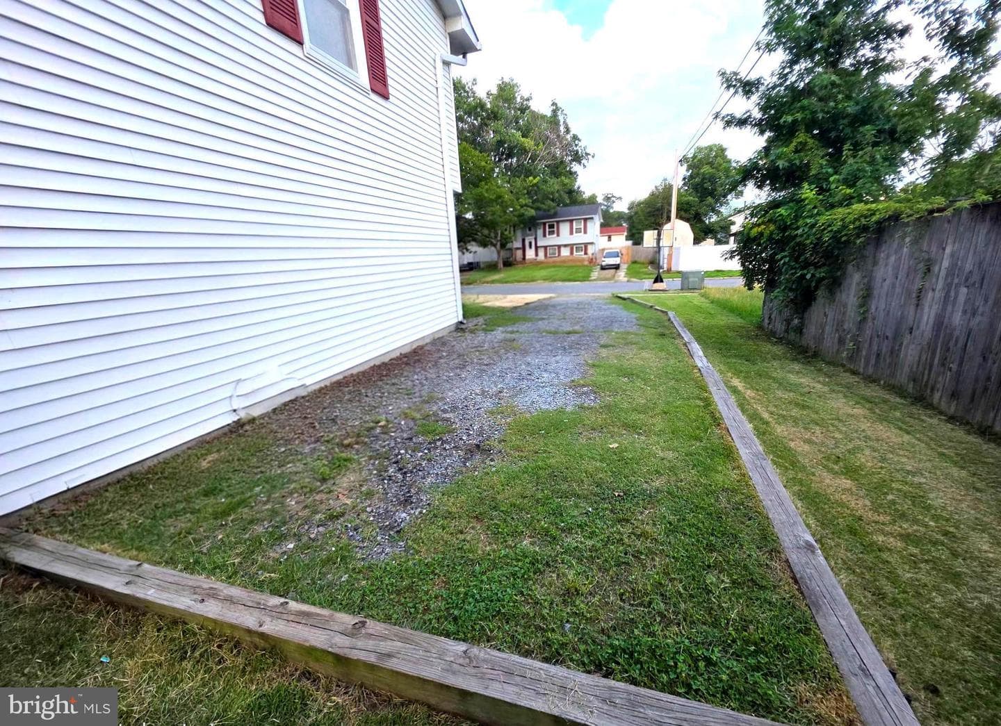 910 Mciver Drive photo 16