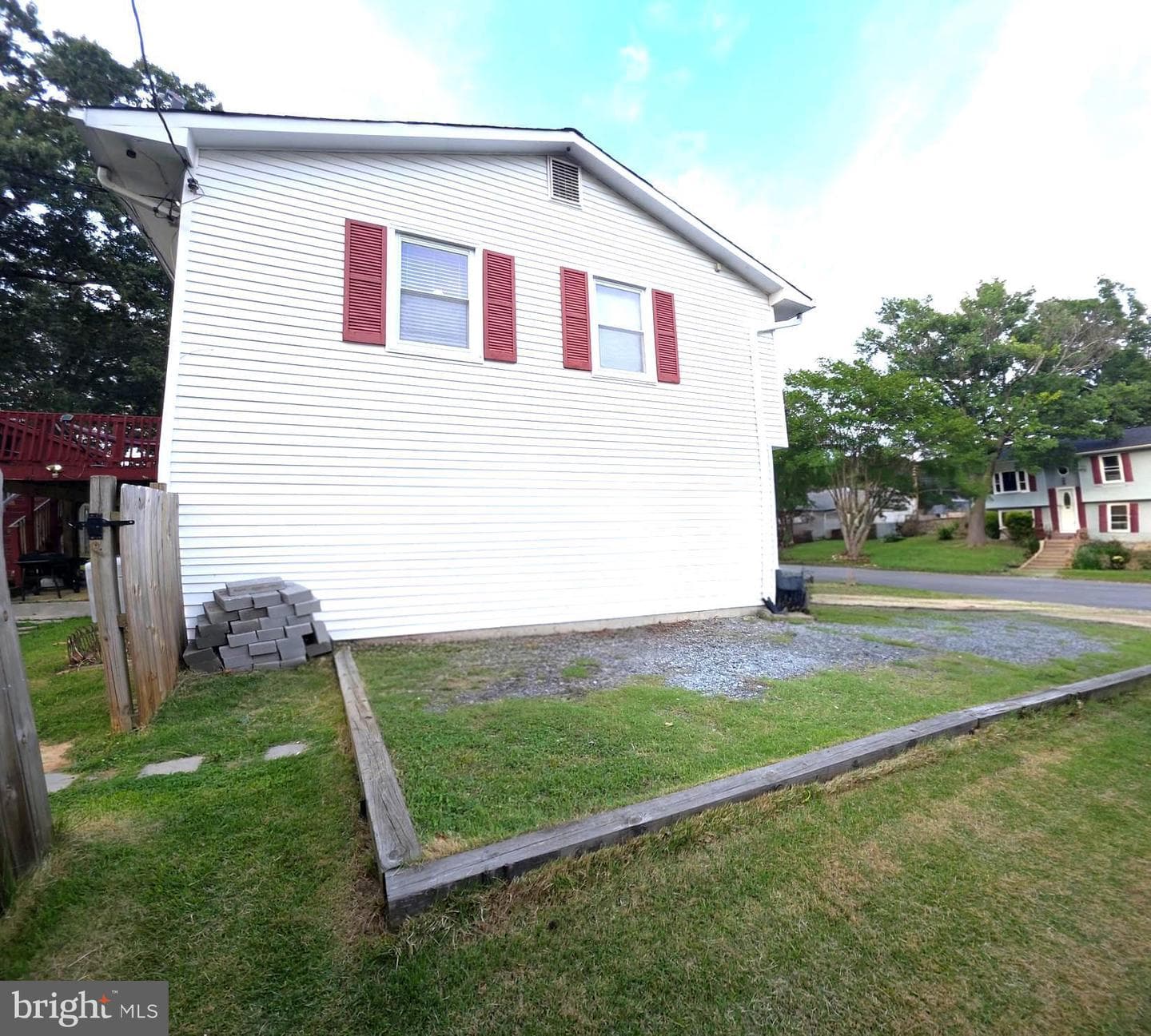 910 Mciver Drive photo 17