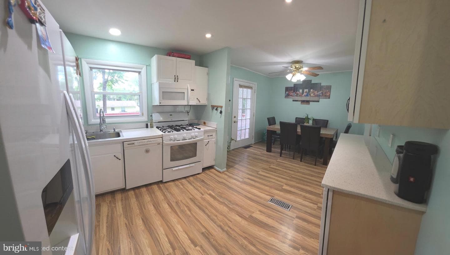 910 Mciver Drive photo 35