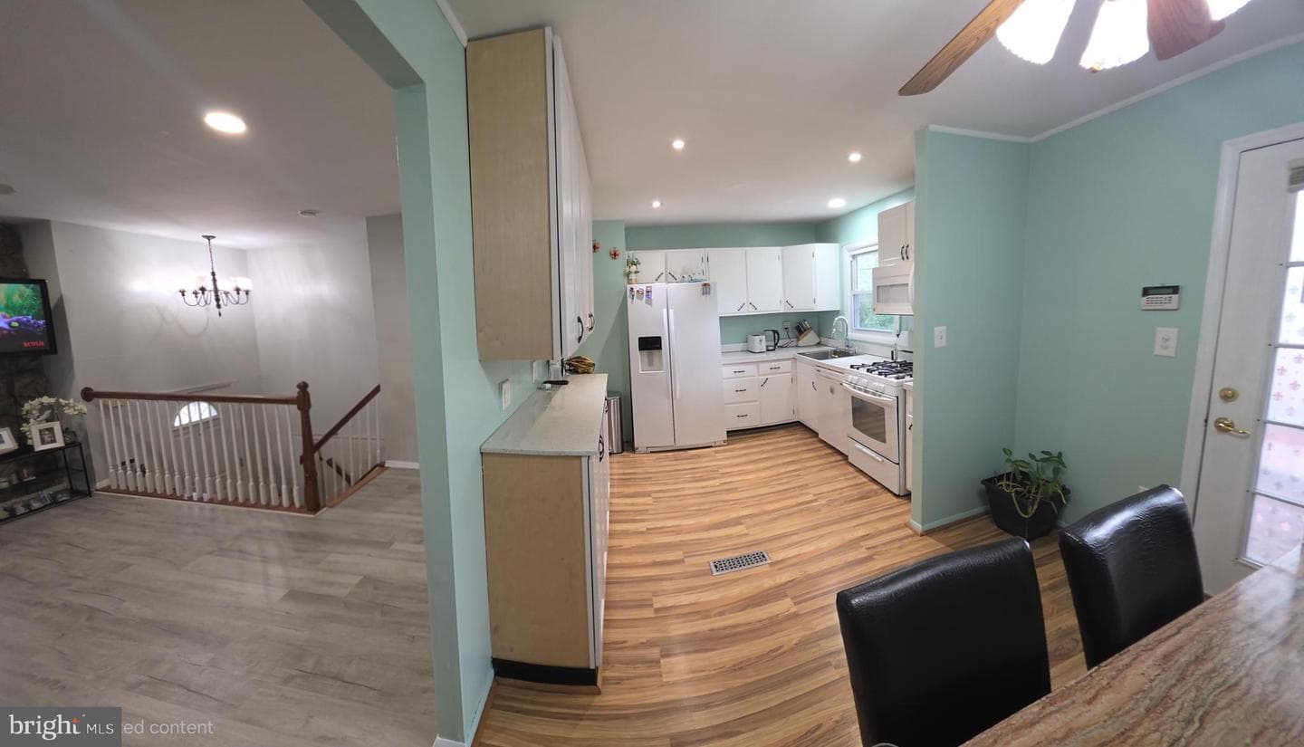 910 Mciver Drive photo 36