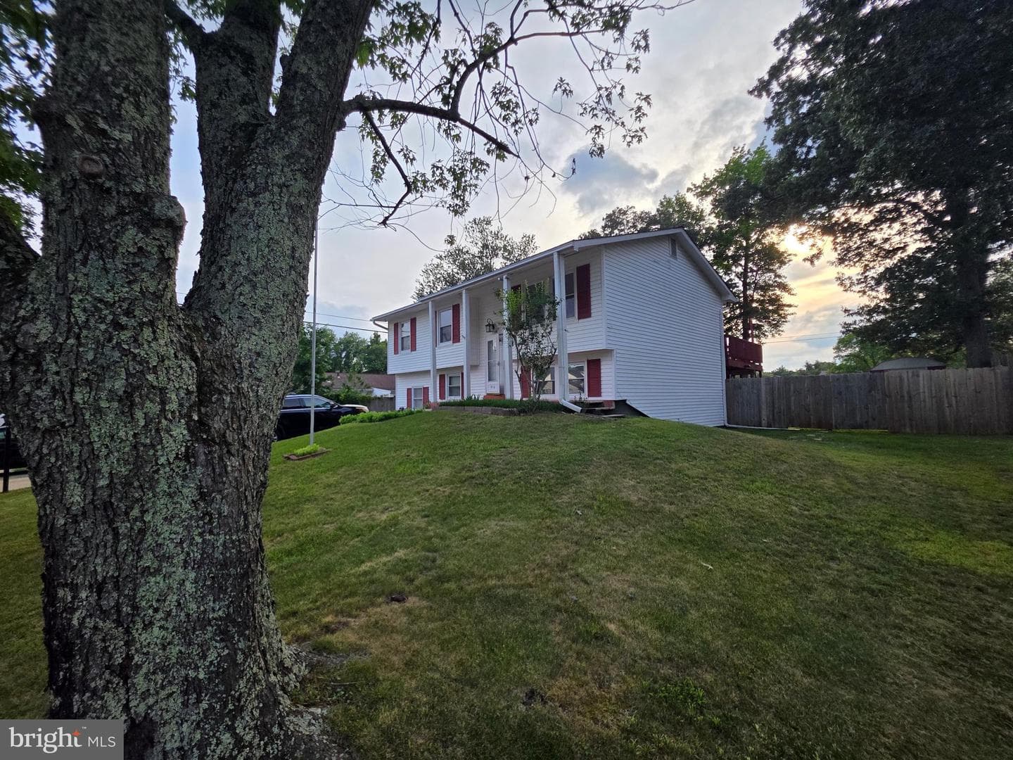 910 Mciver Drive photo 5