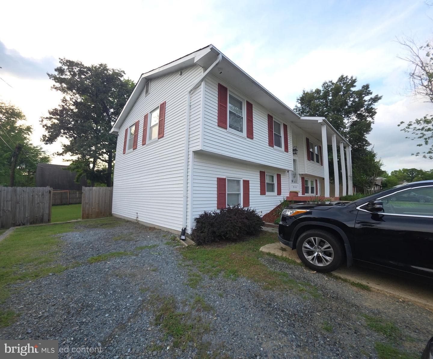 910 Mciver Drive photo 7