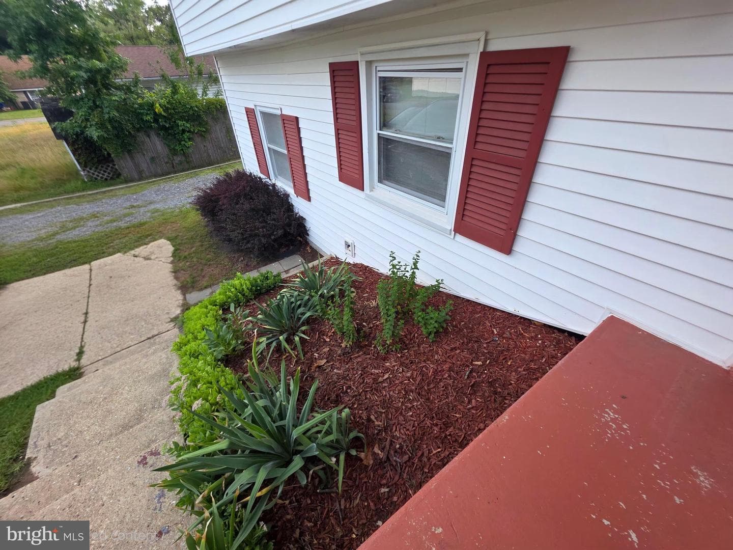 910 Mciver Drive photo 8