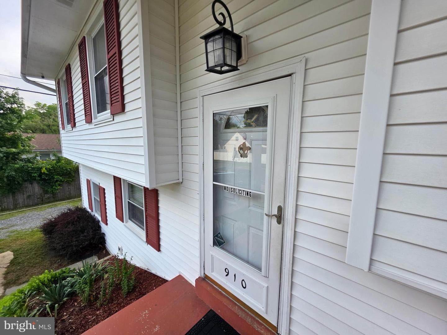 910 Mciver Drive photo 9