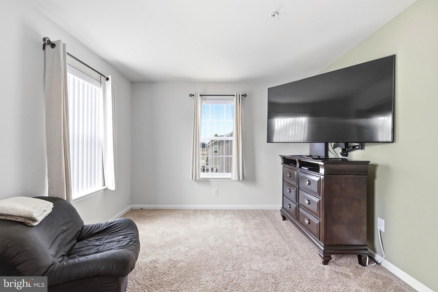 10050 Selkie Lane photo 40