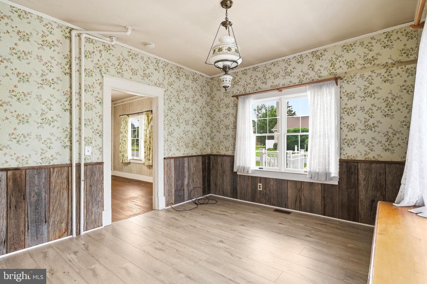 305 Prospect Street photo 11