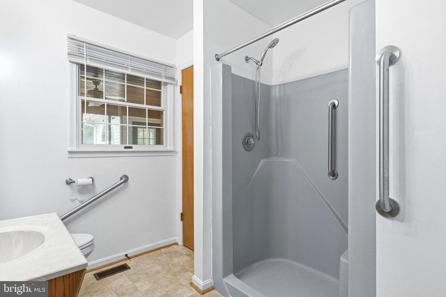 305 Prospect Street photo 31