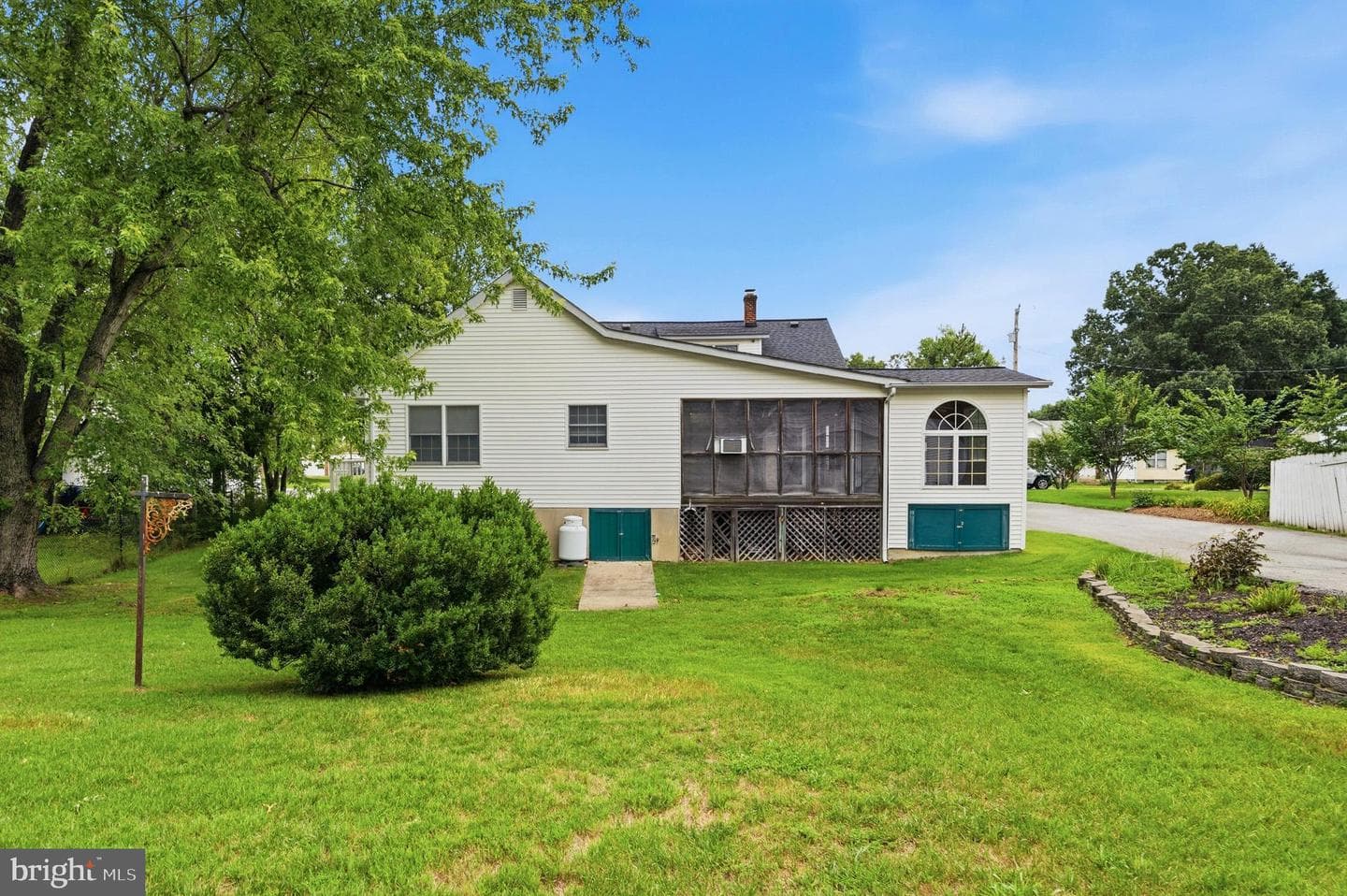 305 Prospect Street photo 37