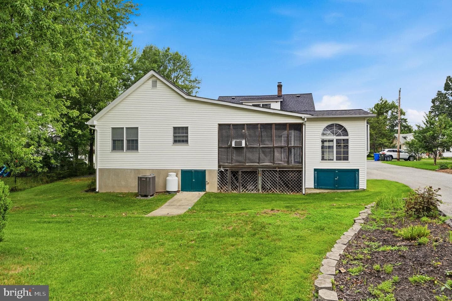 305 Prospect Street photo 38