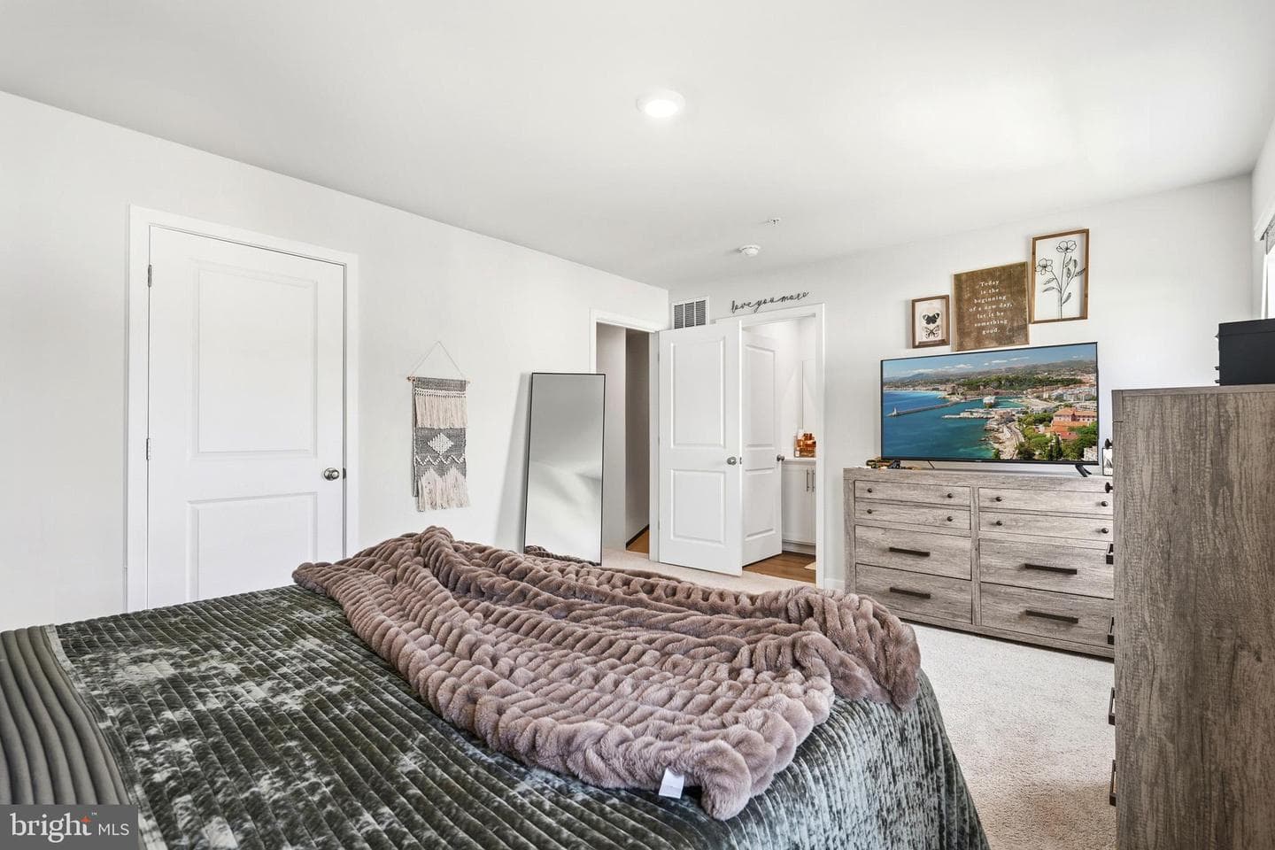 369 Soft Rush Lane photo 19