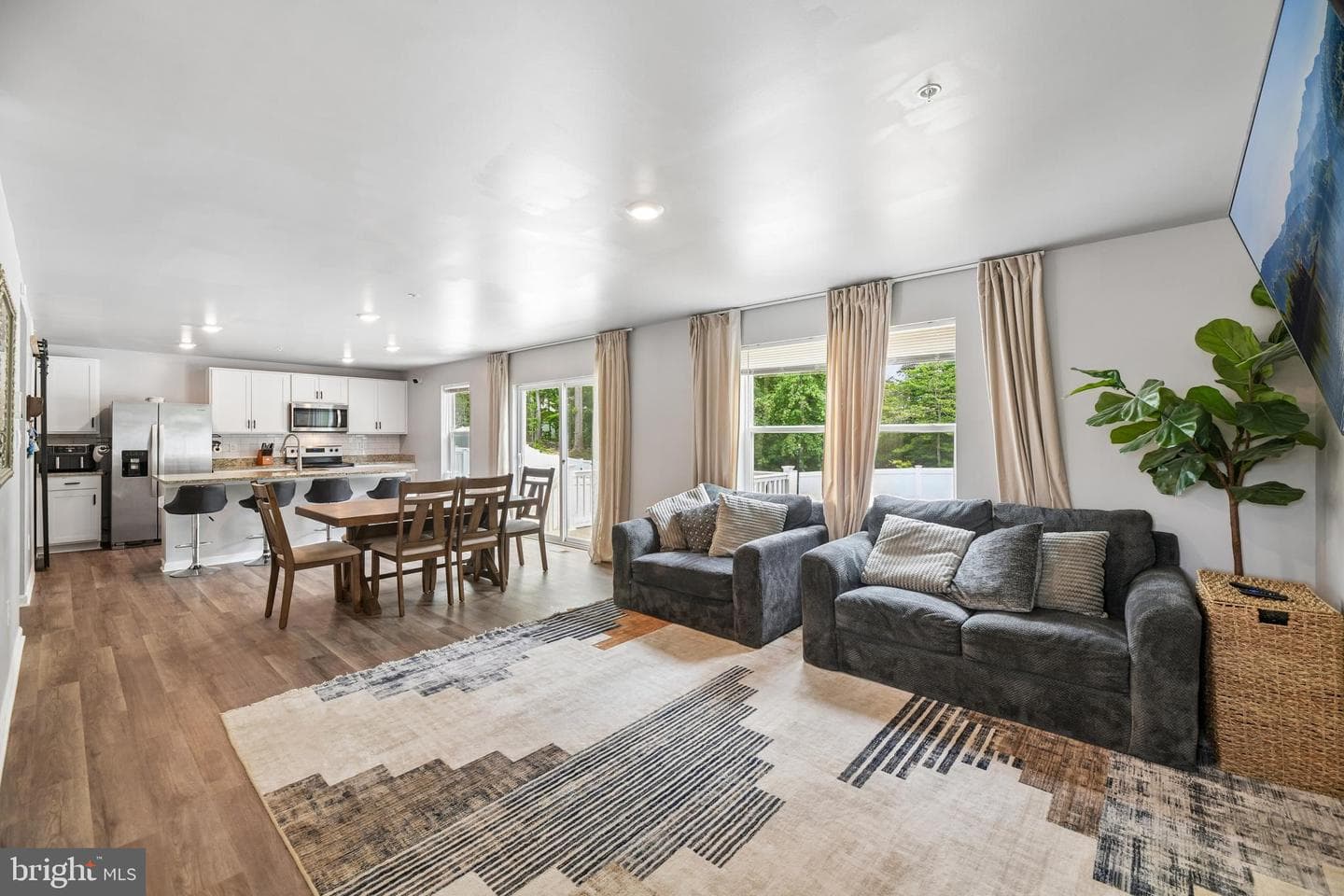 1030 Merry Elm Ln photo 6