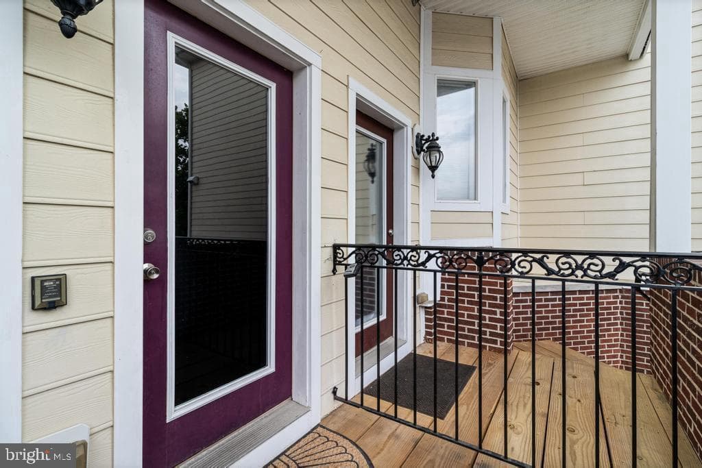 305 Centennial Street #204 H, La Plata