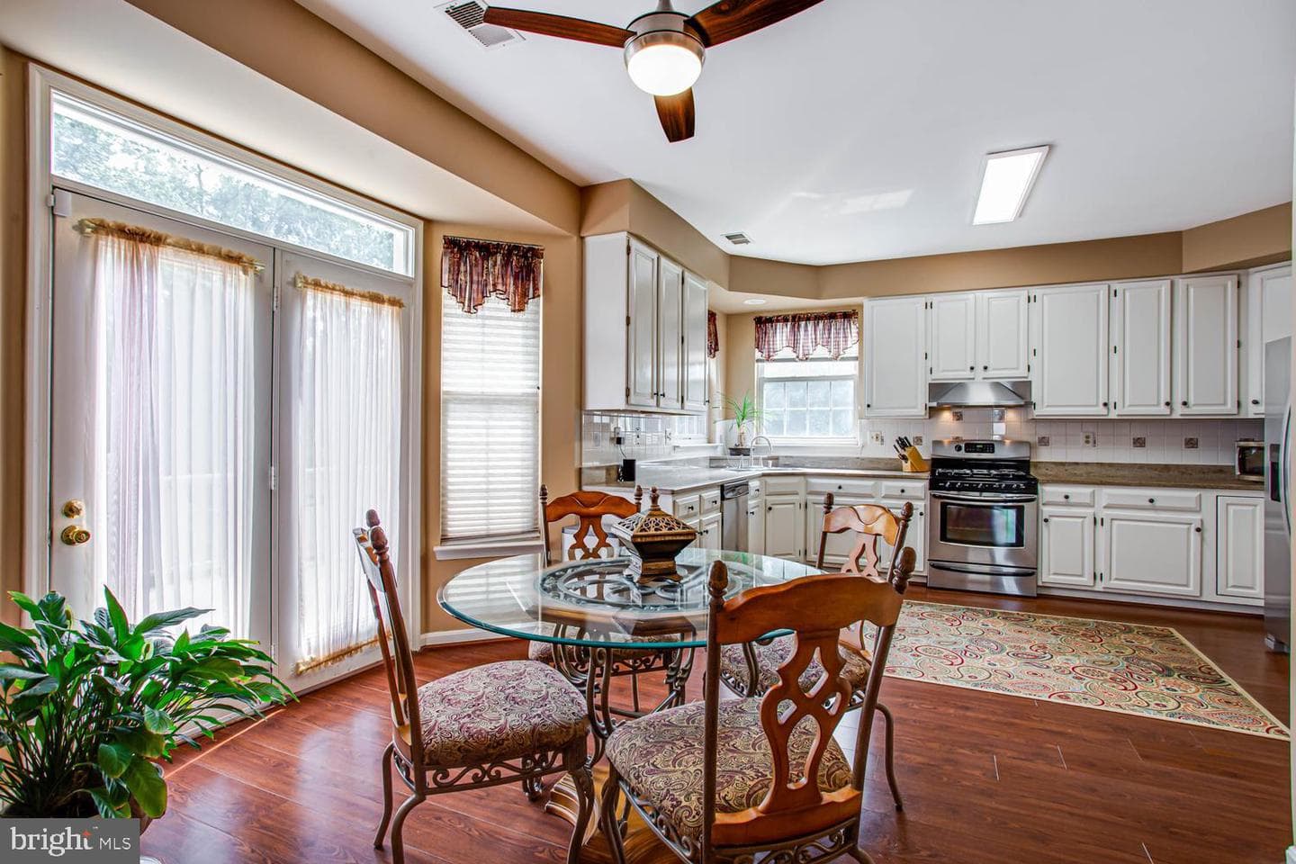 2900 Cormorant Court photo 16