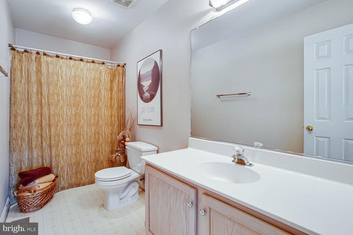 2900 Cormorant Court photo 22