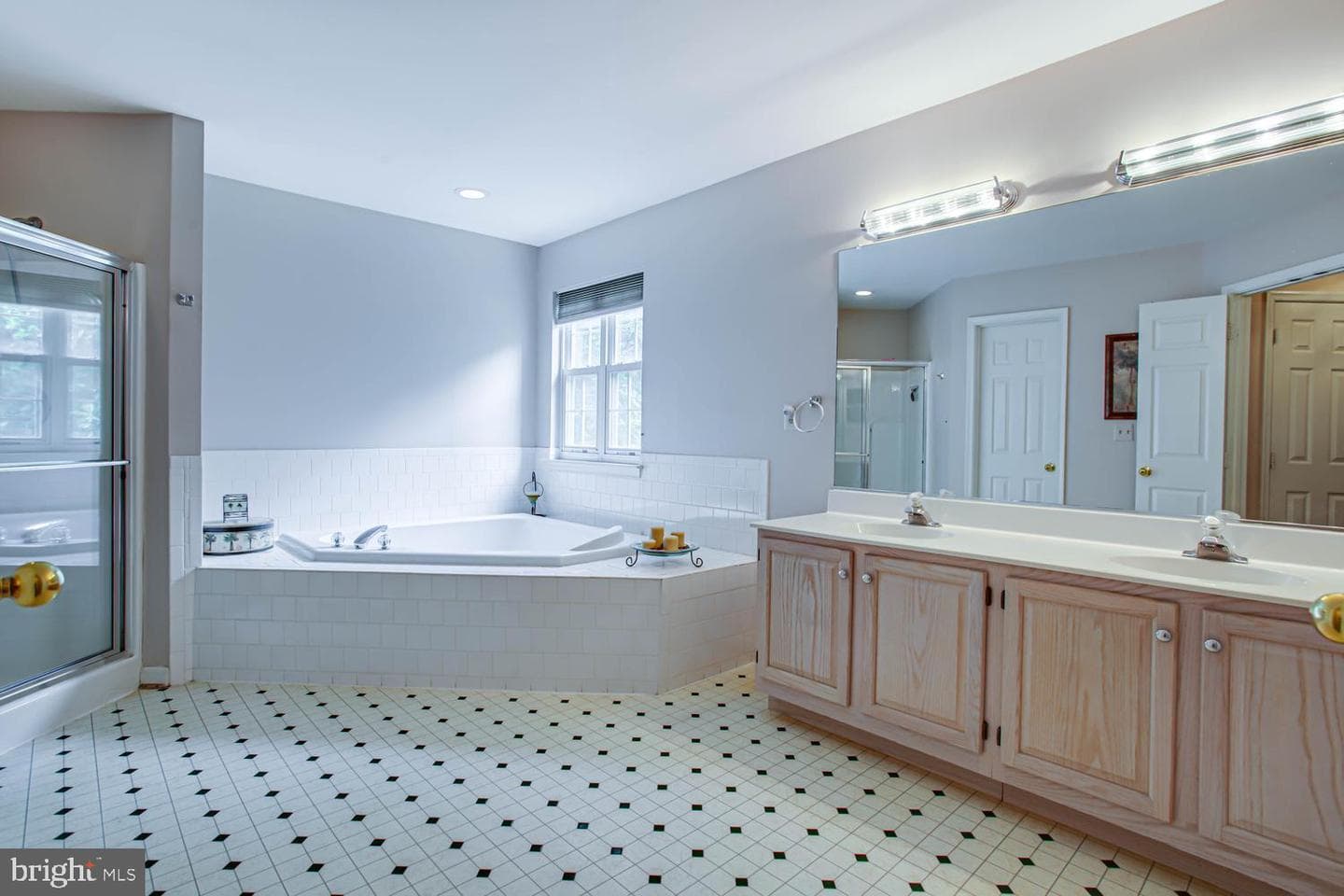 2900 Cormorant Court photo 26