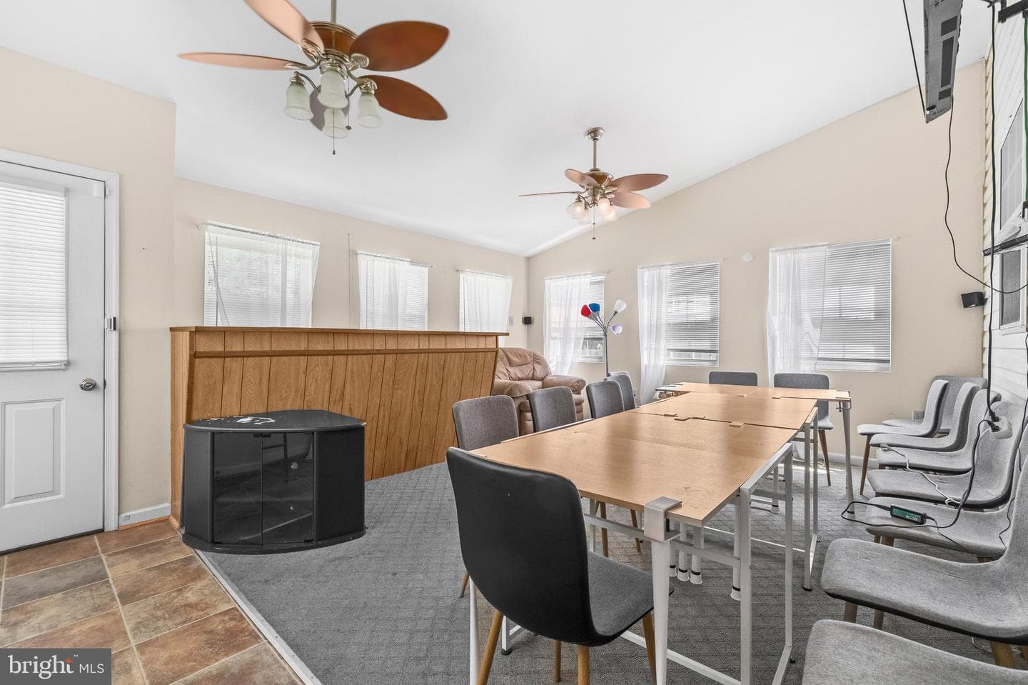 6790 Hawthorne Road photo 17