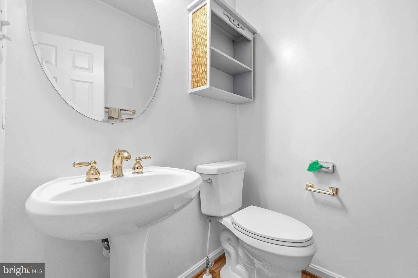 6790 Hawthorne Road photo 9