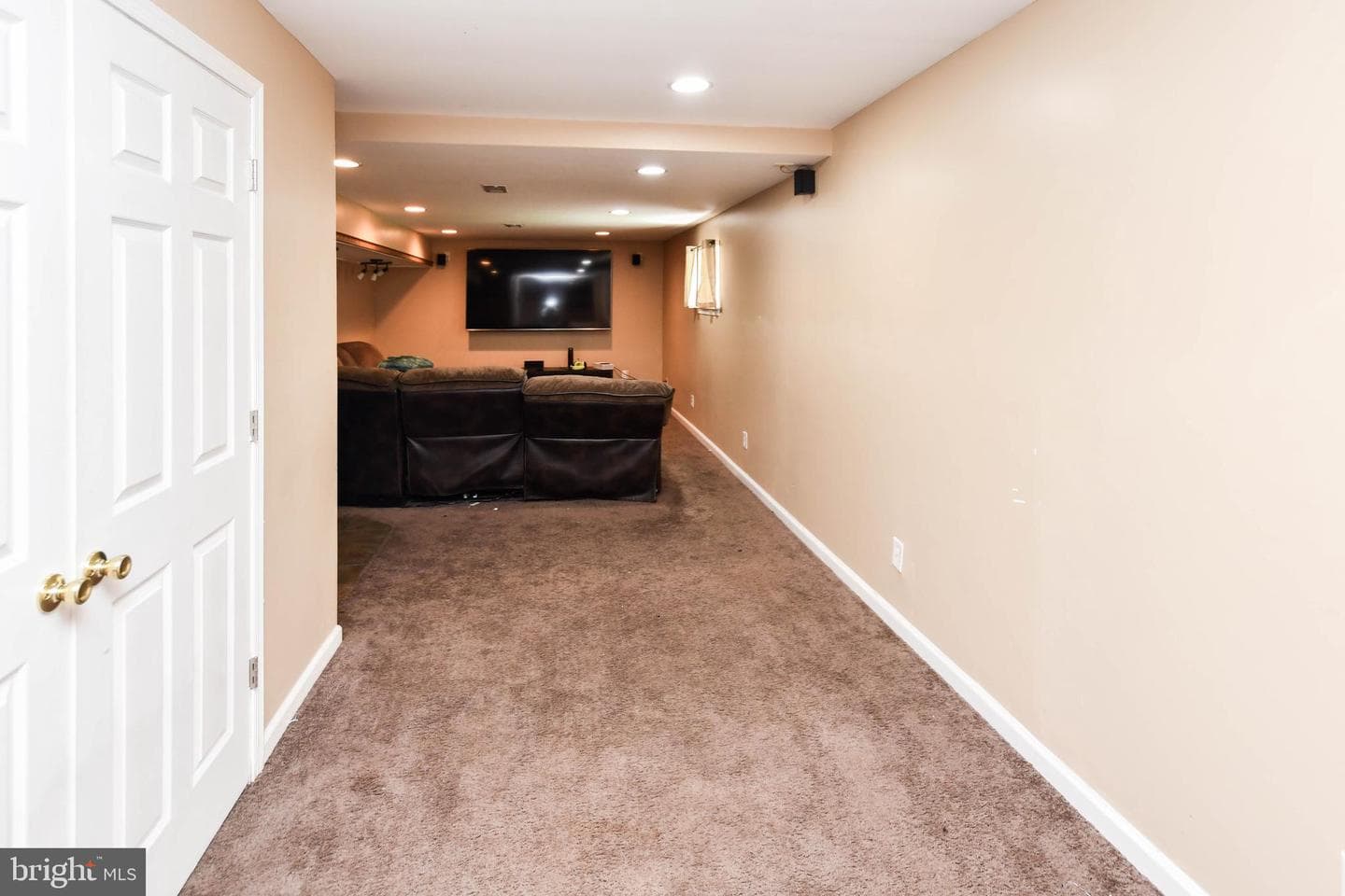 2406 Berry Thicket Court photo 12