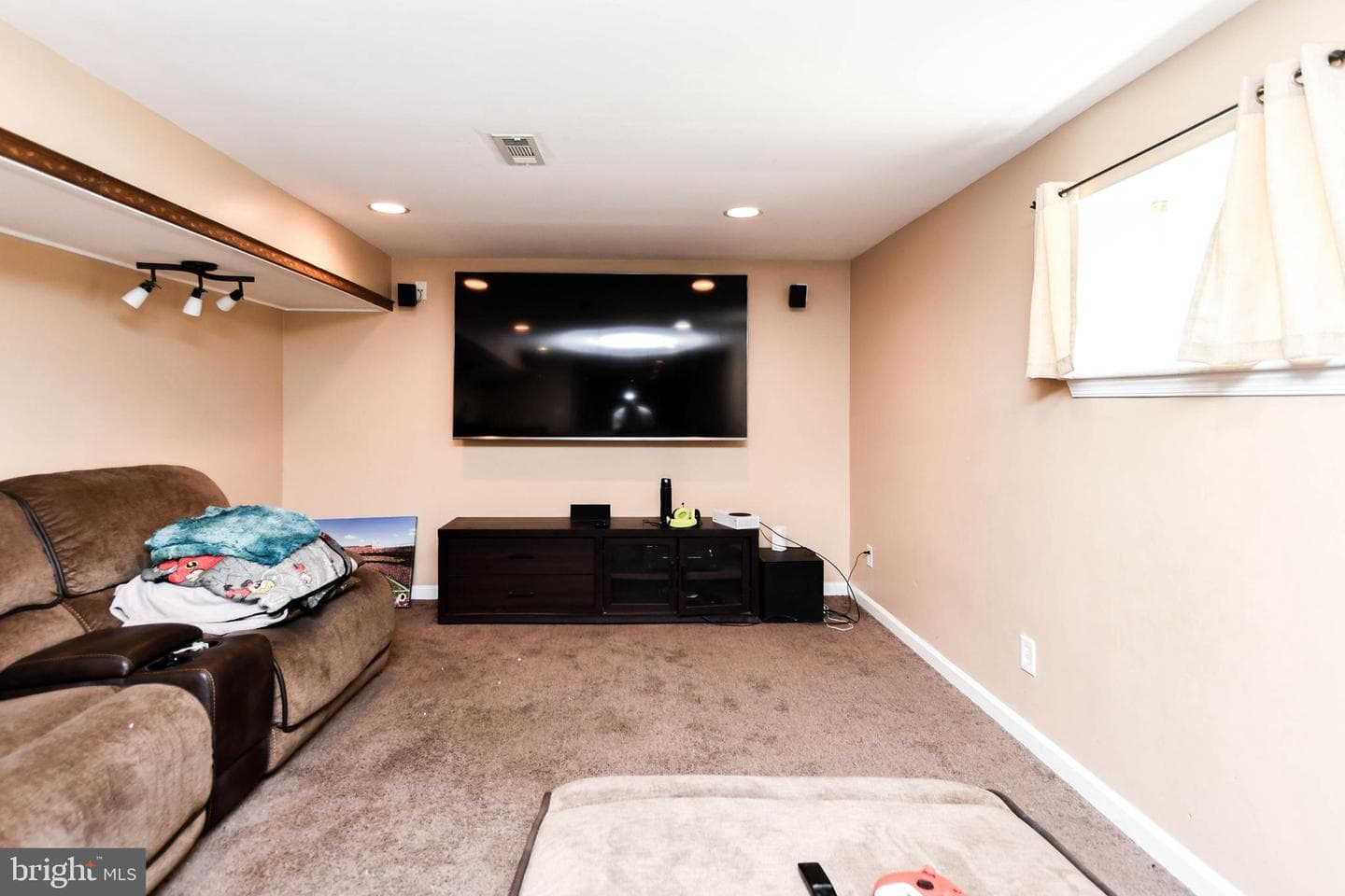 2406 Berry Thicket Court photo 13